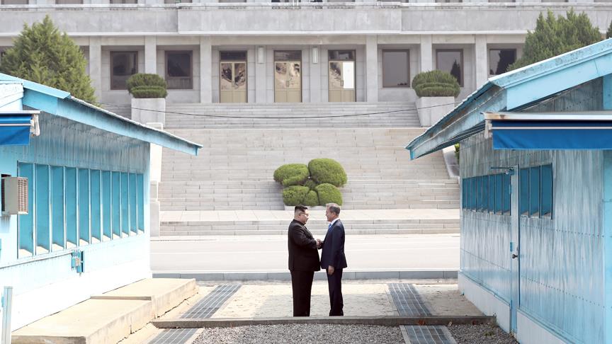 أجواء إيجابية تسود قمة زعيمي الكوريتين
