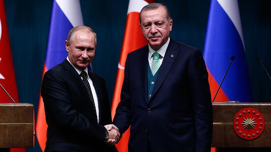 أردوغان وبوتين يتفقان على عقد قمة في إسطنبول بمشاركة إيران