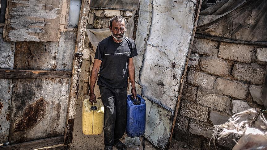 اقتصاد غزة المأزوم عند آخر نقطة قبل الانهيار
