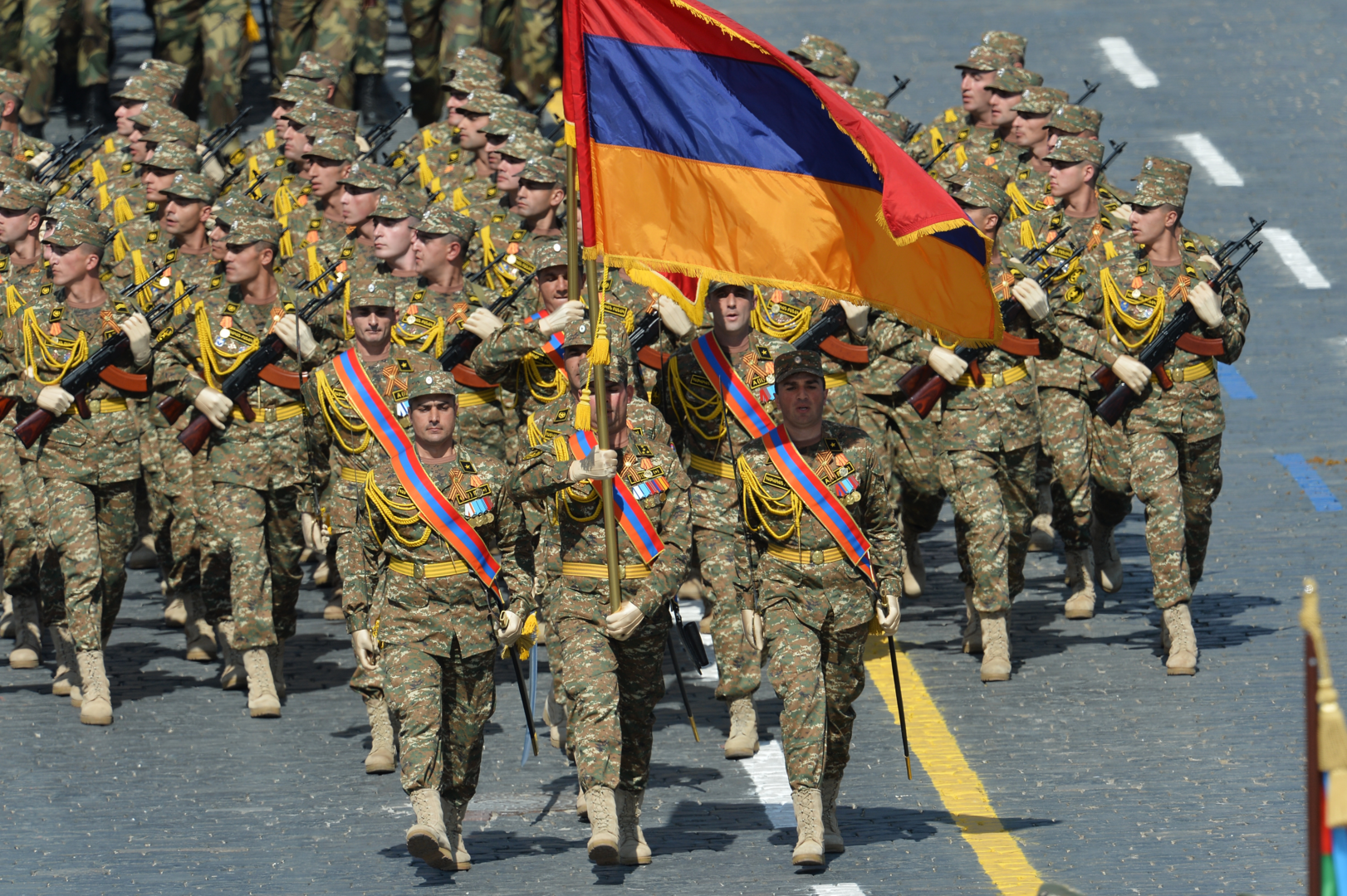 الجيش الأرميني يقصف مناطق سكنية بأذربيجان