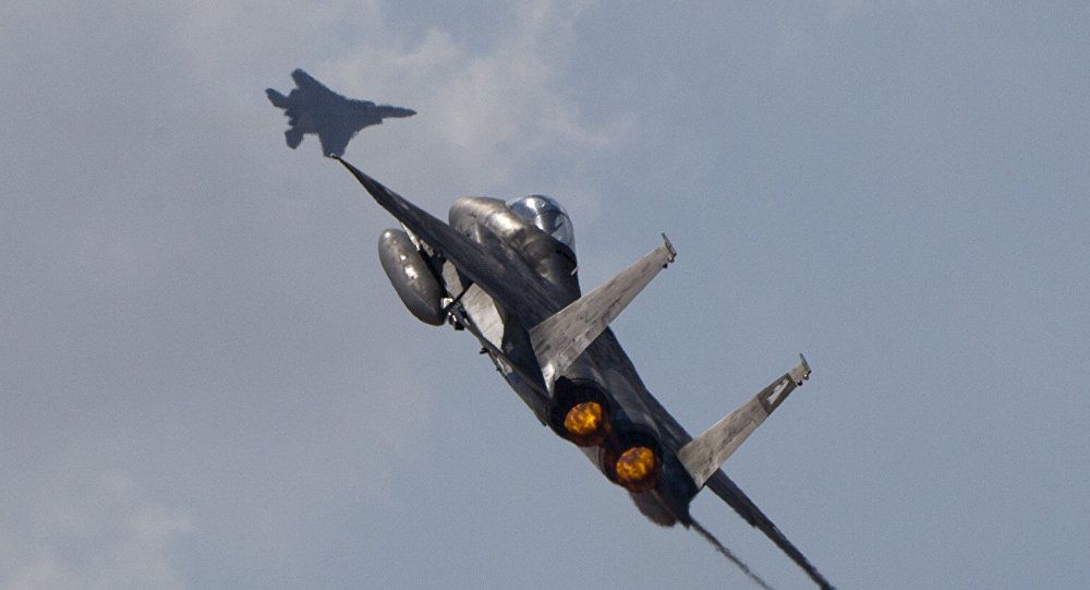الدفاع الروسية: مقاتلتان إسرائيليتان قصفتا مطار "التيفور" في سوريا بـ8 صواريخ