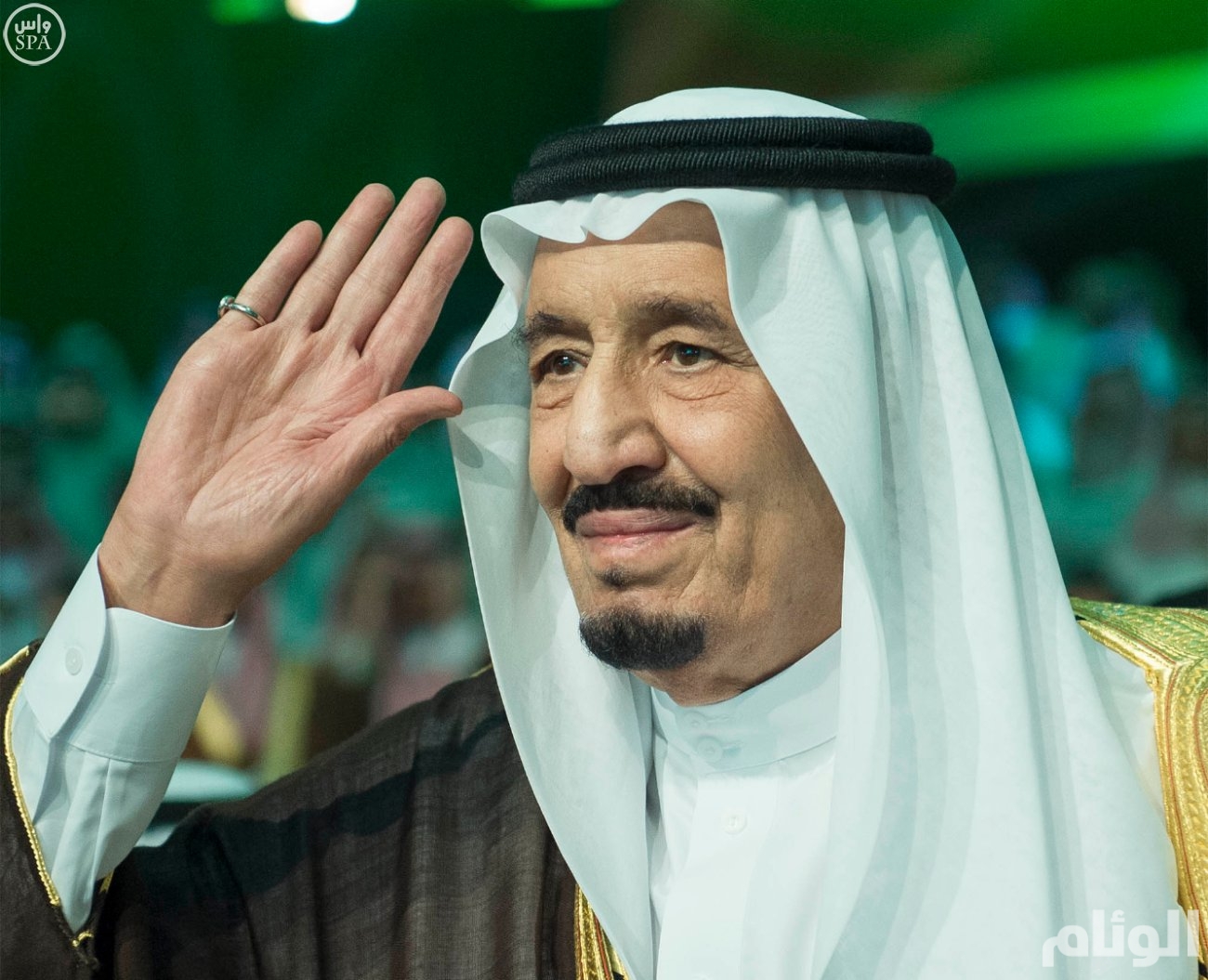 السعودية تعلن "نجاح" جهود الملك سلمان لإعادة فتح الأقصى