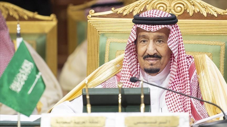 العاهل السعودي يهاجم إيران بالقمة العربية الأوربية