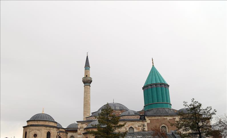 تركيا.. زيادة اهتمام السياح من بلدان الشرق الأقصى بـ "مولانا"