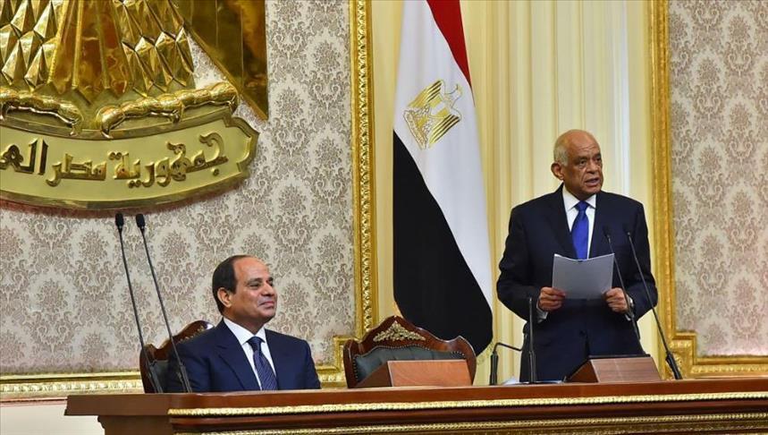 تعديل دستور مصر.. نظام يُثبت أركانه ومعارضة بلا أنياب