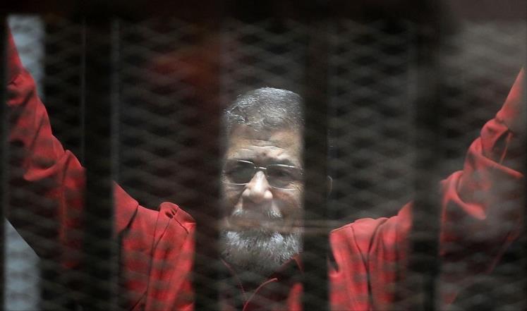 جماعة الإخوان تتمسك بشرعية مرسي وسلمية الاحتجاج