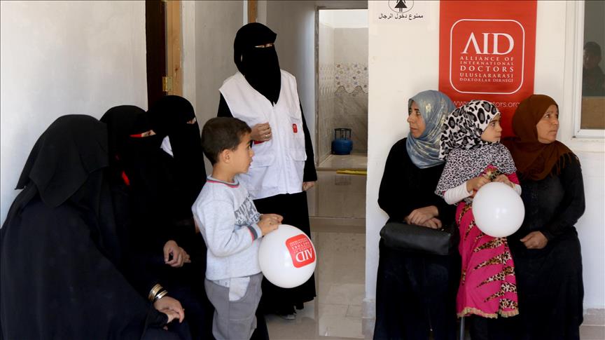 جمعية تركية تفتتح أول مركز طبي لأمراض النساء بمخيم "أطمة" في إدلب