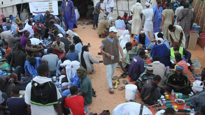 "خيام الإفطار".. ملاذ الفقراء في رمضان نواكشوط