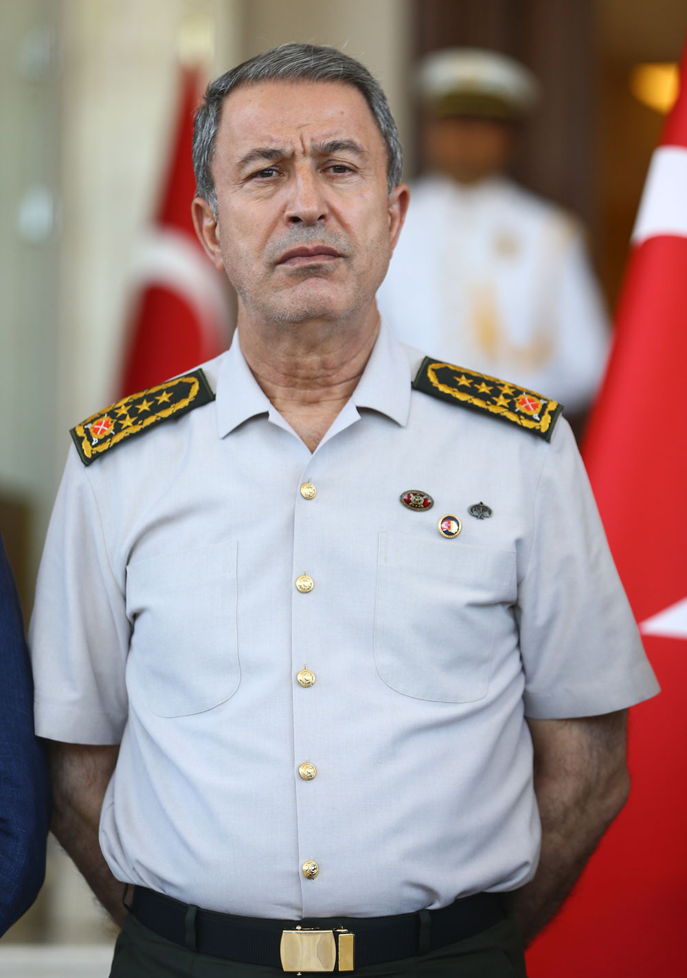 رئيس الأركان التركية يتفقد وحدات عسكرية على الحدود الجنوبية 