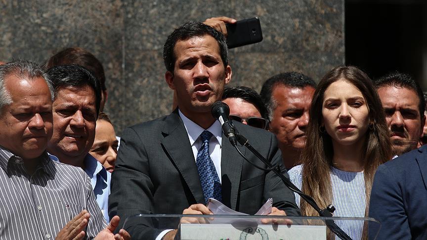رئيس البرلمان الفنزويلي: يدعوا المعارضة للنزول الى الشارع الأربعاء والسبت