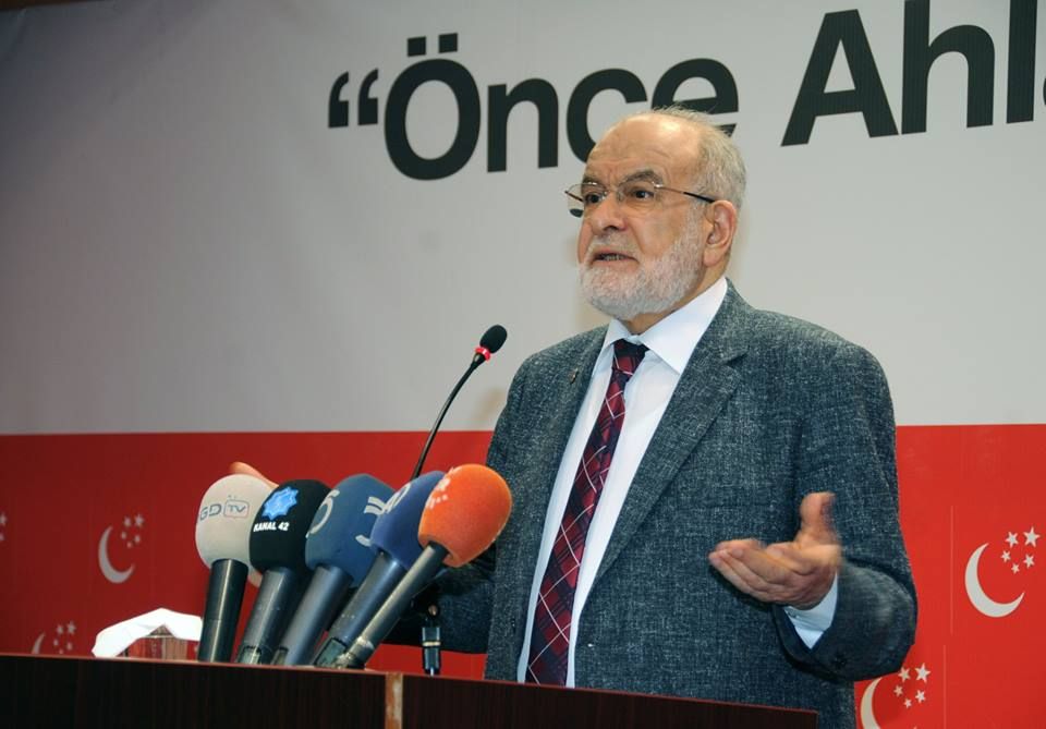 رئيس حزب السعادة التركي:  لماذا أشمر قبل ان أري البحر