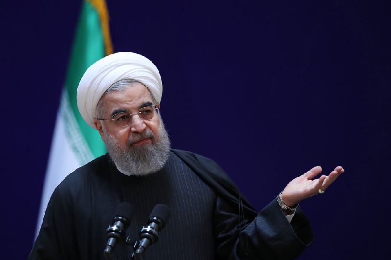 روحاني يؤكد للعبادي: استفتاء الانفصال خطر على وحدة العراق واستقرار المنطقة