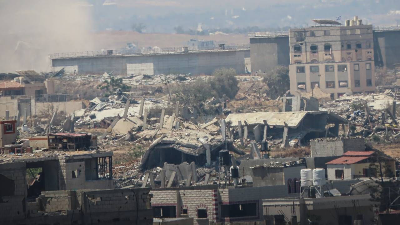 شنت إسرائيل هجمات مكثفة على غزة في ثالث أيام العيد