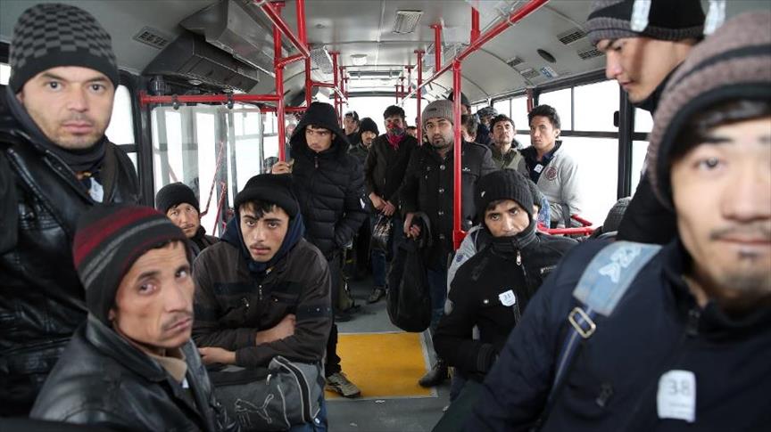 ضبط 48 أجنبيًا دخلوا إلى تركيا بطريقة غير قانونية