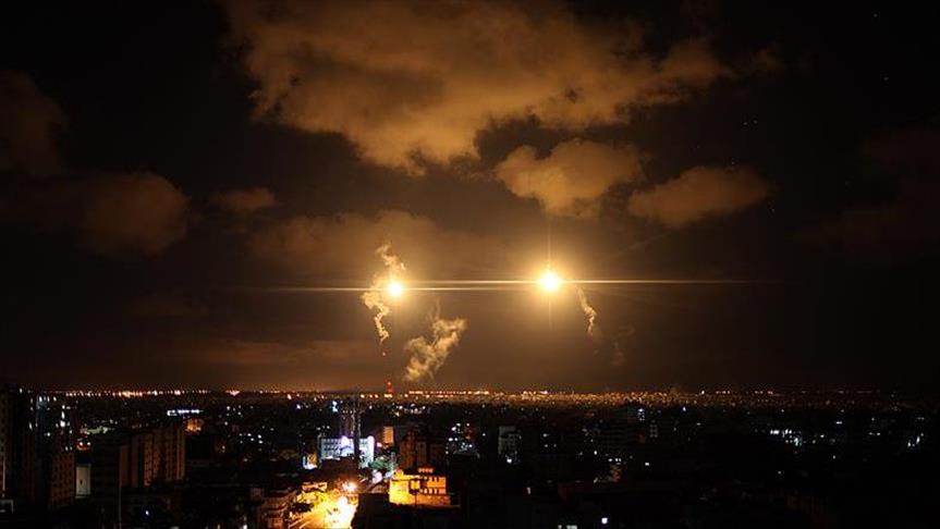 غارة جوية إسرائيلية على شمال مدينة غزة 