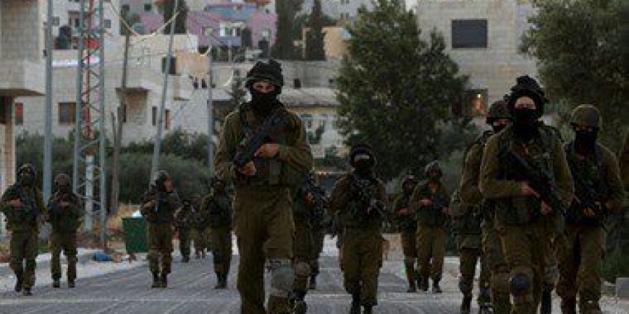 فلسطينيون يحتجزون أربعة مستوطنين قرب نابلس