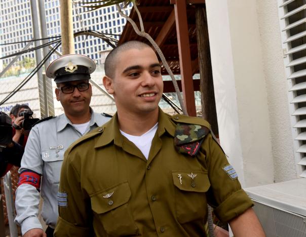 قرار بالحبس المنزلي لجندي إسرائيلي أدين بقتل فلسطيني