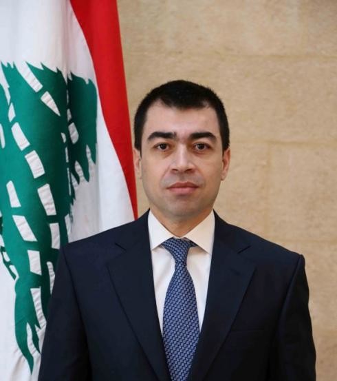 لبنان يعلن طرح 5 رقع نفطية للمزايدة
