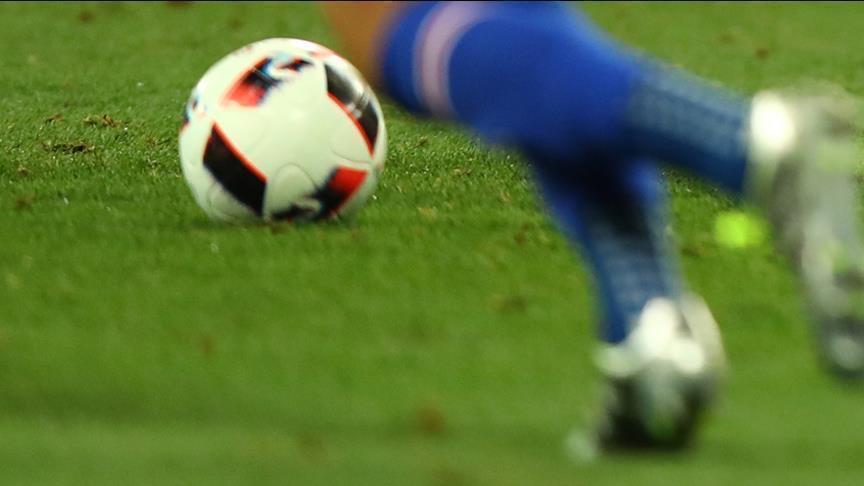 محترفو كرة القدم أكثر عرضة لآلام الركبة بعد الاعتزال (دراسة)