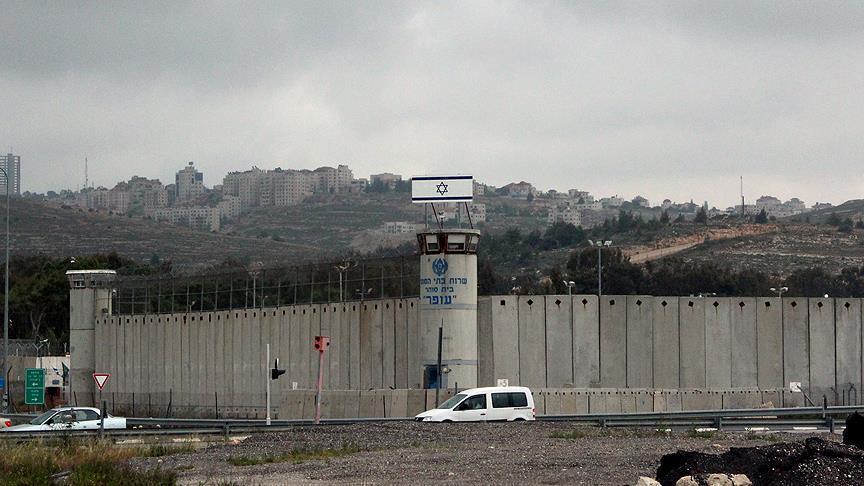 مشروع قانون إسرائيلي لمنع زيارات أسرى حماس