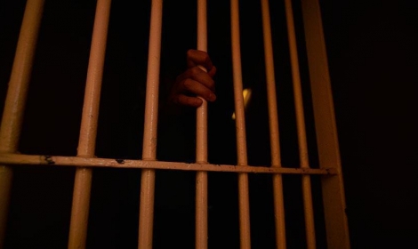 منظمة إنسانية: فتح السجون الأمريكية بالخارج واستخدام التعذيب "كابوس غير قانوني"