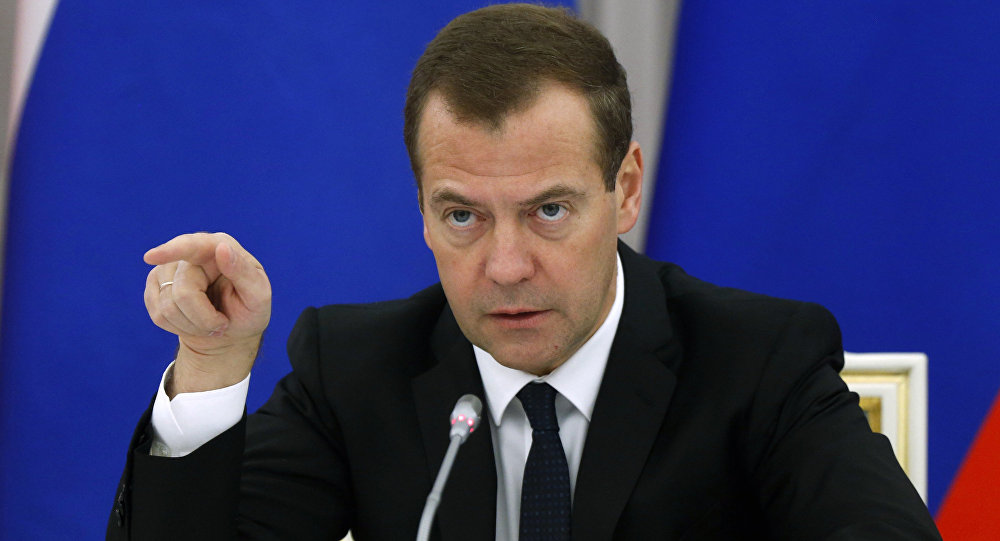 ميدفيديف: نرغب في نشر الاستقرار والرفاه في البحر الأسود