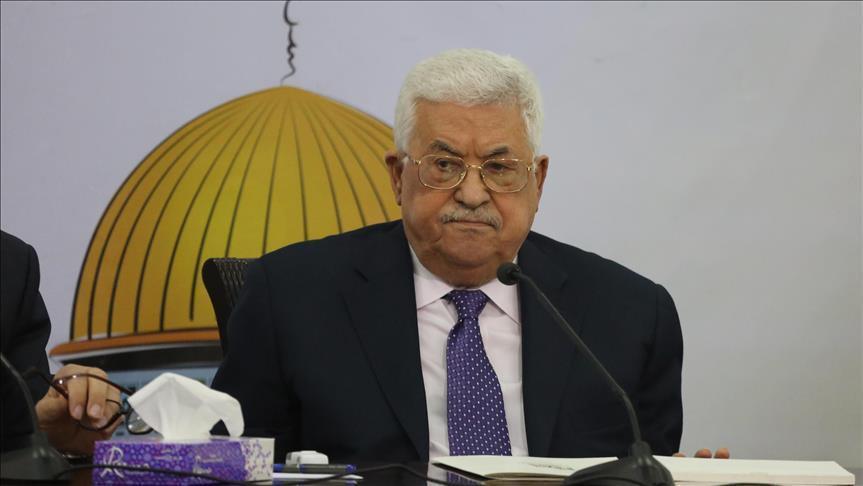 وزير الأمن الداخلي الإسرائيلي يدعو لمنع عودة "عباس" للضفة