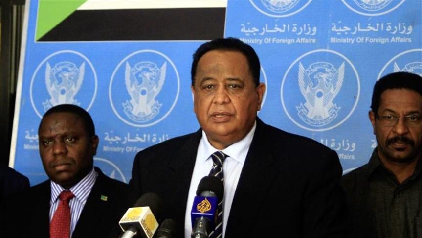 وزير الخارجية ومدير المخابرات السودانيين يتوجهان إلى القاهرة