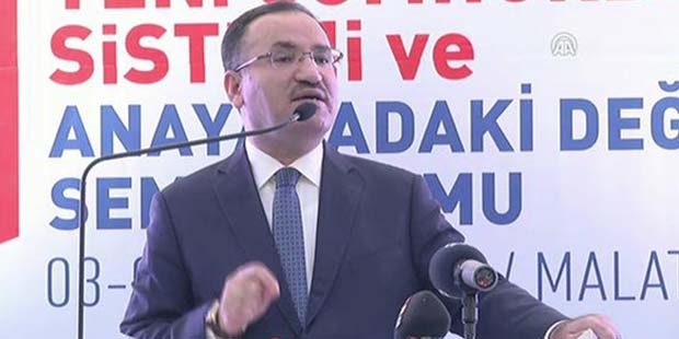 وزير العدل التركي يصف قرار إلغاء ألمانيا الفعالية التركية بـ"الفضيحة"