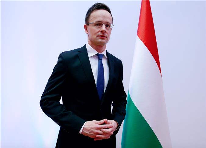 وزير خارجية المجر: أمن الاتحاد الأوروبي مرتبط باستقرار تركيا