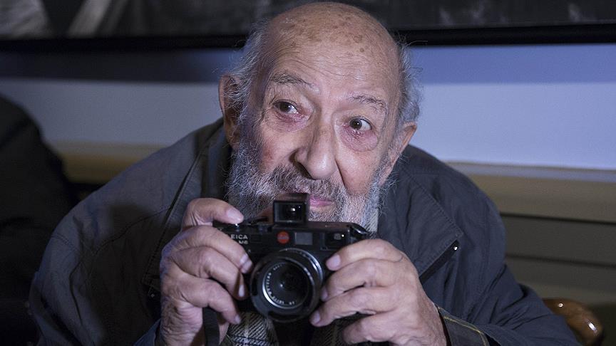 وفاة المصور التركي الشهير "أرا غولر"