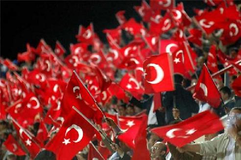 يلدريم: الشعب التركي صاحب القرار النهائي بشأن تغيير نظام الحكم